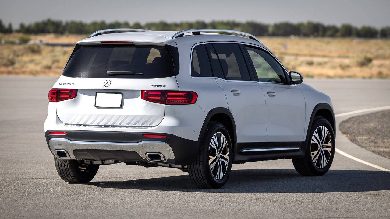 -5818736124443610468_121