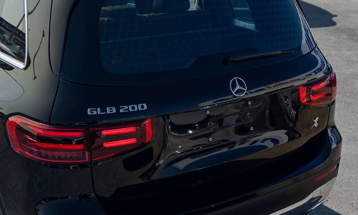 -5818736124443610476_121