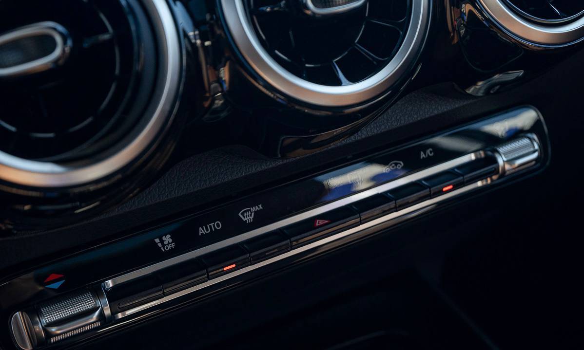 -5818736124443610477_121